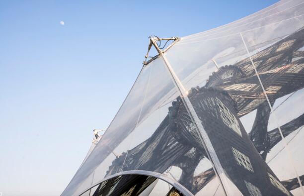 力與柔性織物的結(jié)合，成就張拉結(jié)構(gòu)