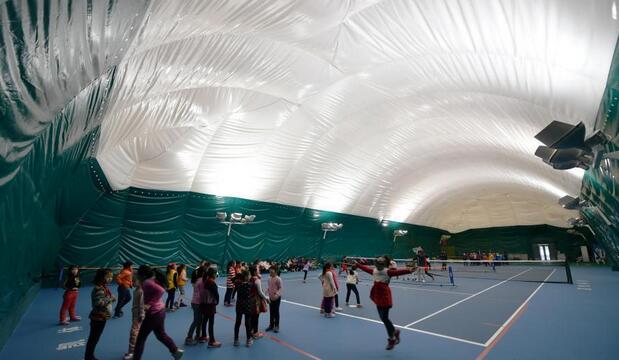 拒絕霧霾，健康運動！氣膜結(jié)構(gòu)體育館正當時！