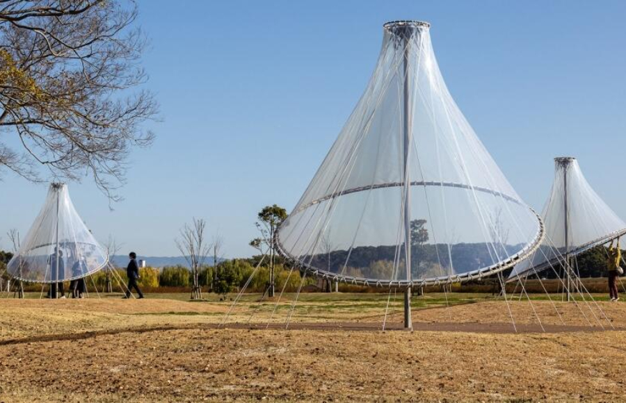 ETFE膜結(jié)構(gòu)傘亭，輕盈透明